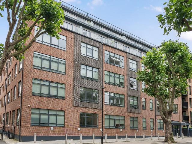 Lawrence Road London N15 Studio to rent £1,499 pcm £346 pw