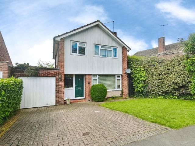 Laxton Avenue, Worcester 1 bed in a house share to rent £525 pcm £121 pw