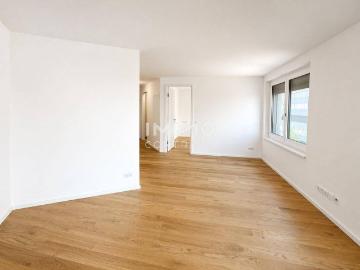 LAXURY: Provisionsfrei 4. Stock Zweizimmer Wohnung zum Spitzenpreis Hauptbahnhof