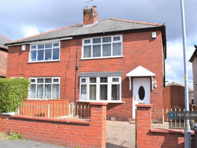 Laxey Crescent, Leigh, WN7 2 bed semi detached house to rent £900 pcm £208 pw
