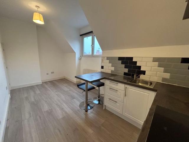 Layton Avenue, Mansfield NG18, 1 bed flat to rent, £600 pcm | PrimeLocation