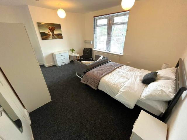 Layton Avenue, Mansfield NG18 1 bed in a house share to rent £520 pcm £120 pw