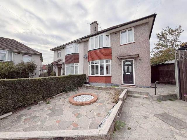 Layfield Crescent, London 3 bed semi detached house to rent £3,000 pcm £692 pw
