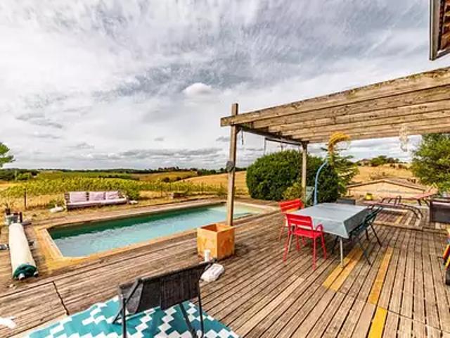 Layrac sur Tarn 31340 Achat / Vente maison 6 pièces t6 au dernier étage parking