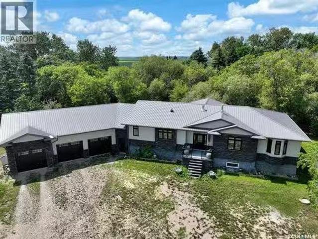 Lazy Dollar Ranch, Brock Rm No. 64, SK, S0C 0G0 house for sa.
