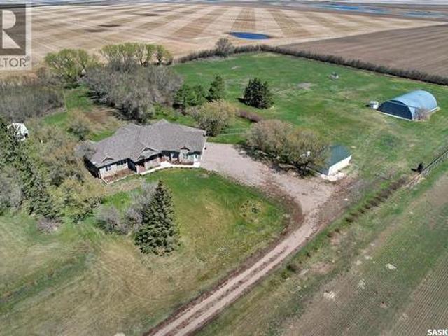 Lazy S Acreage, Montrose Rm No. 315, SK, S0L 0P0 house for sale | Listing ID SK032544 | Royal LePage
