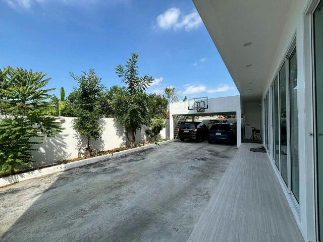 LB026 ให้เช่า LoveKhun’s House – บ้านโมเดิร์นมินิมอล 2 ชั้น ใกล้สุวรรณภูมิ