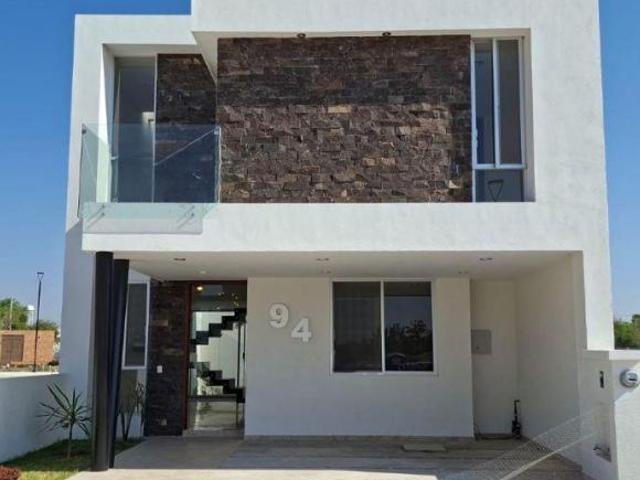 LDT CASA NUEVA EN VENTA EN GRAND NATURA AL SUR PONIENTE DE LA CIUDAD