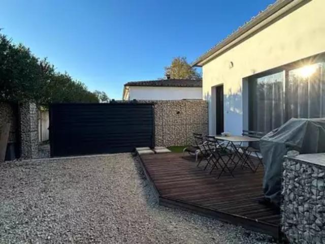 Le Thor 84250 Location maison 3 pièces t3 jardin terrasse