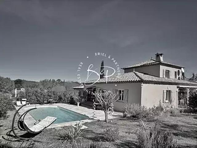 Le Thoronet 83340 Achat / Vente maison 5 pièces t5 piscine terrasse