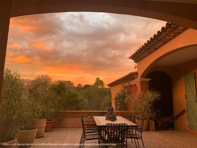 Le Thoronet, à vendre, villa 150 m2, 3 Chambres, 2300 m2 de terrain, piscine