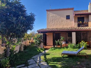 Le Tre Luci Marina Residence Sardinia