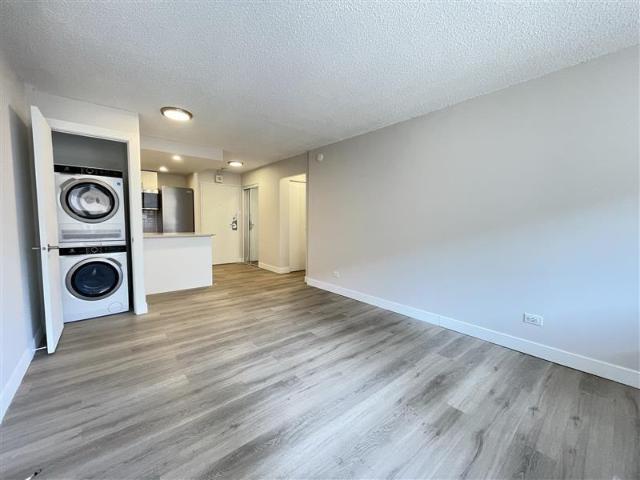 Le Vanguard Studio Apartment for Rent at 2000 Rue Saint Marc, Montréal, QC H3H 2N9
