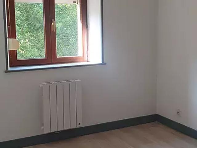 Le Val d'Ajol 88340 Location appartement 1 pièce t1 parking