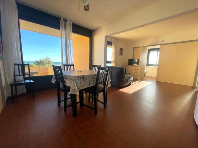 Le Barcarès Superbe T3 front de mer 6 personnes, vue mer avec pisicne accès direct plage ! Groupement Immobilier 66