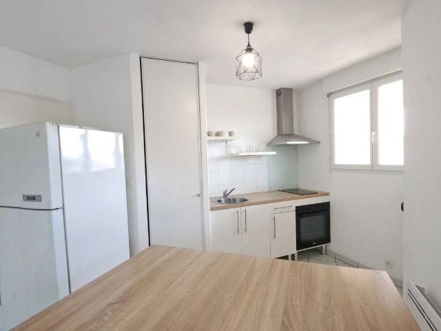 LE BARP CENTRE – T2 MEUBLÉ DE 45,10 M² AVEC BALCON ET PARKING
