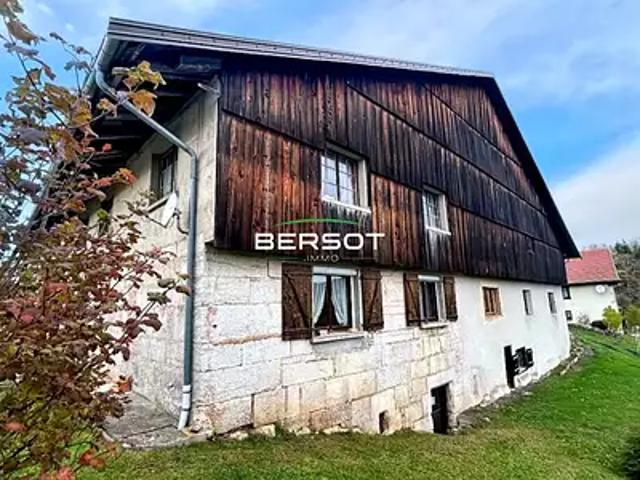 Le Bélieu 25500 Achat / Vente maison 5 pièces t5 au dernier étage cave