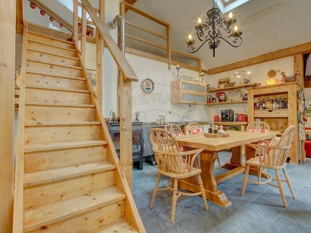 LE BIOT, maison à vendre, 11 pièces, 249 m²