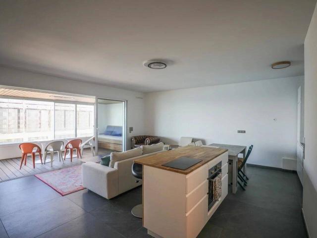 LE BORD DE MER – Appartement T3 de 80 m² Terrasses 18m² Gar