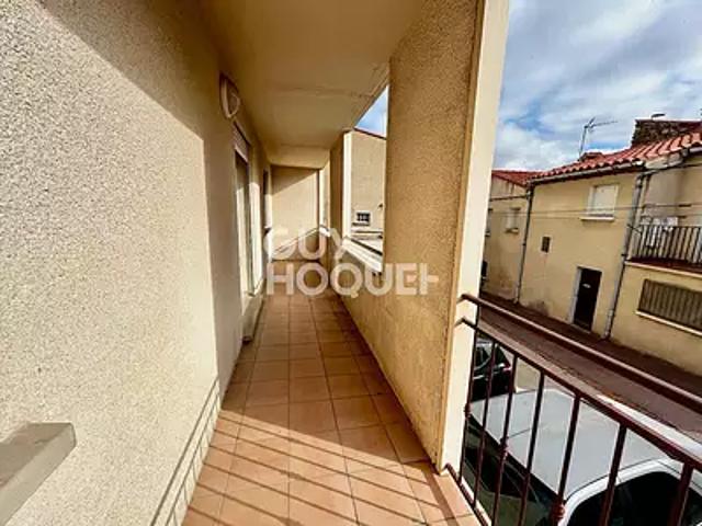Le Boulou 66160 Achat / Vente appartement 2 pièces t2 au dernier étage