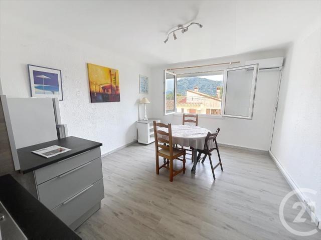 LE BOULOU 66160: Appartement T2 en bon état, avec place d. 33m² Le Boulou