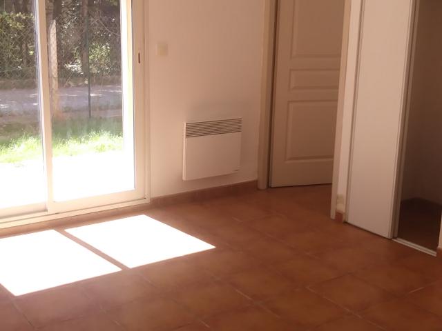 LE BOULOU T2 REZ CHAUSSEE AVEC JARDINET ET GARAGE Groupement Immobilier 66