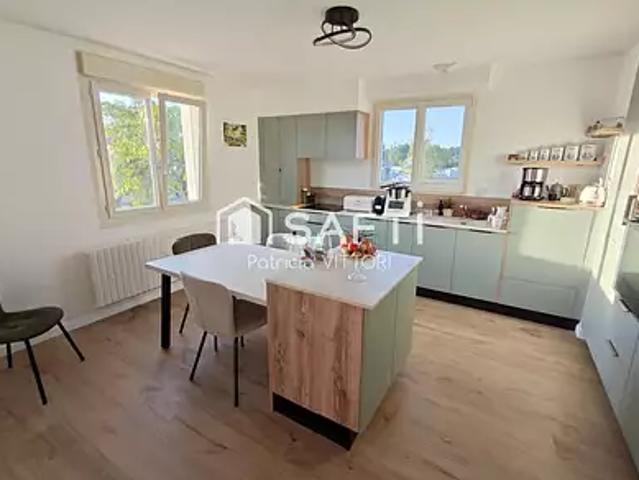 Le Bourgneuf la Forêt 53410 Achat / Vente maison 5 pièces t5 terrasse parking