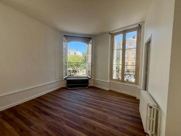 LE BLOSSAC Location Appartement poitiers: 43.14 m2 60752376