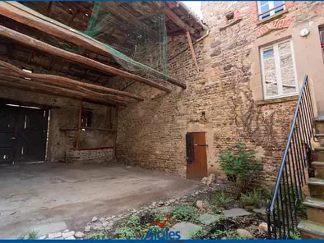 Le Breuil sur Couze 63340 Location maison 6 pièces t6