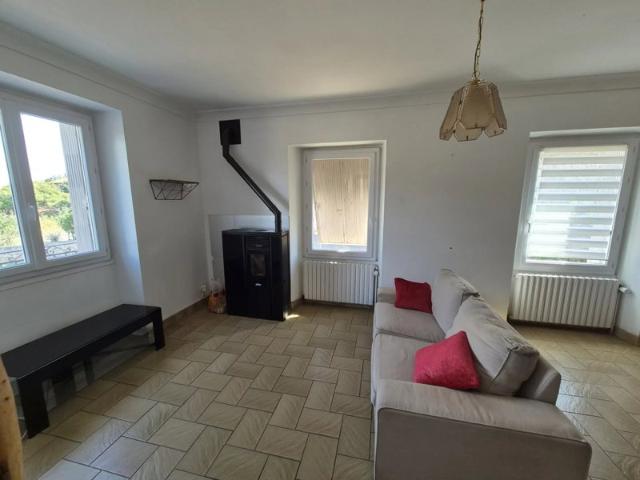 Le Brignon, maison de village, 127m² hab + dépendances