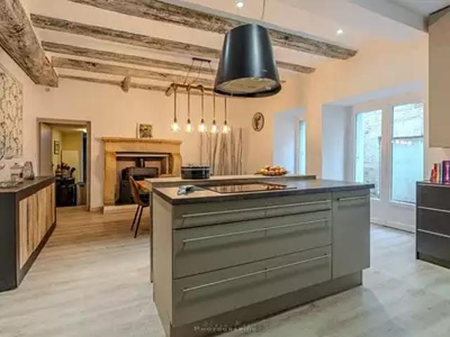 Le Bugue 24260 Achat / Vente maison 7 pièces t7 au dernier étage