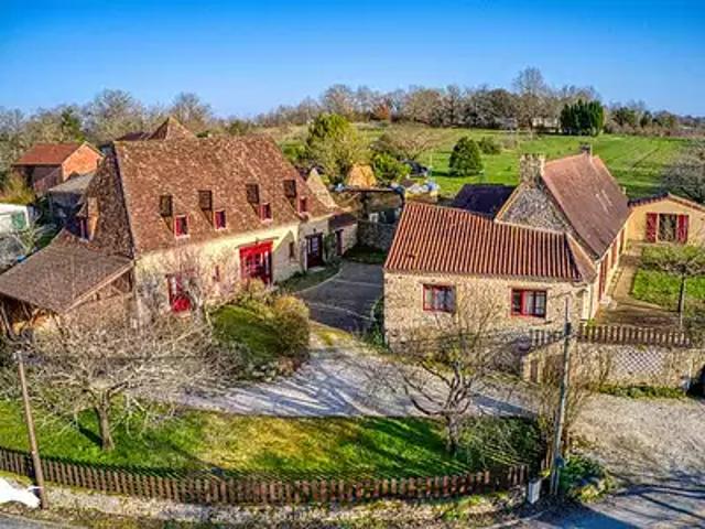 Le Buisson de Cadouin 24480 Achat / Vente maison 12 pièces t12 parking