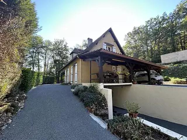 Le Buisson de Cadouin 24480 Achat / Vente maison 7 pièces t7 parking