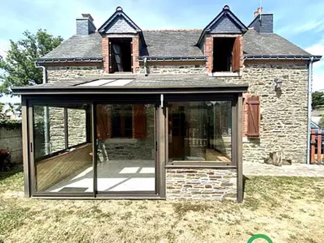 Le Cambout 22210 Achat / Vente maison 3 pièces t3 au dernier étage jardin