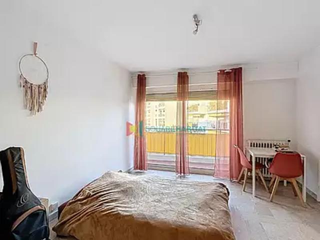 Le Cannet 06110 Achat / Vente appartement 1 pièce t1 terrasse cave