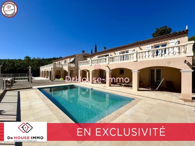 LE CANNET DES MAURES Deux maisons récentes avec piscines
