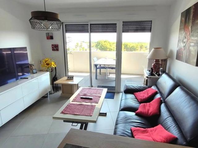 Le Cap d'Agde 34300 dans la Résidence 'Iconic' sur les ramblas de la station, Vente Appartement de 3 pièces avec terrasse 26m² et garage 26m²