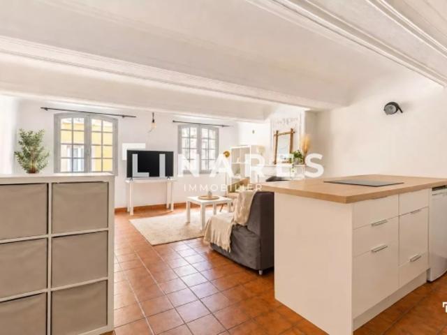 LE CARDEUR Studio de 29m2 13100 AIX CENTRE
