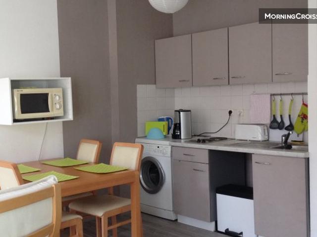 Le Châtaignier: studio en ville