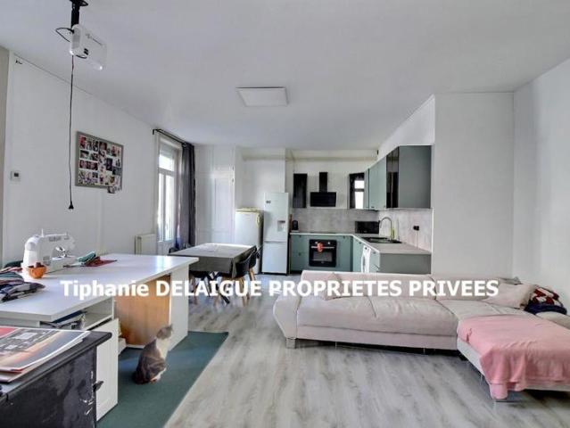 LE CHAMBON FEUGEROLLES 42500 appartement 90m² 3 chambres