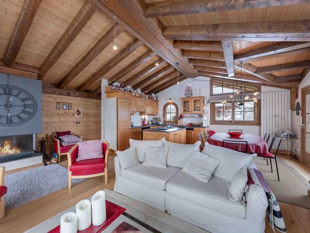 Le charme d’un chalet au cœur du Praz Une rare propriété à. 106m² Courchevel