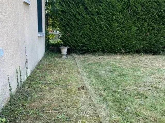Le Chesnay – Quartier Glatigny Maison de plain pied avec jardin – Terrain de 261 m² – Fort potentiel d’évolution
