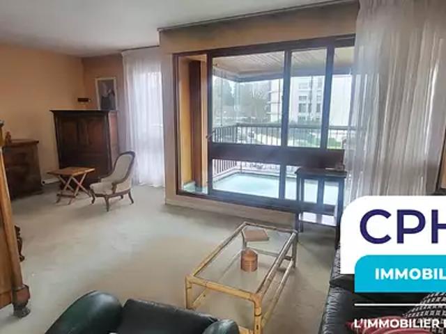 Le Chesnay Rocquencourt 78150 Achat / Vente appartement 5 pièces t5 piscine parking