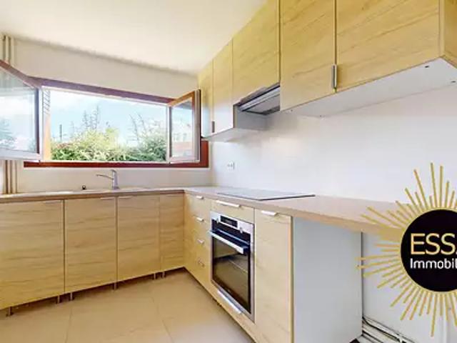 Le Chesnay Rocquencourt 78150 Achat / Vente maison 5 pièces t5 terrasse parking