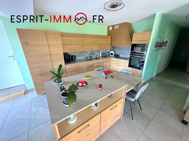 Le confort d'une maison, les avantages d'un appartement !