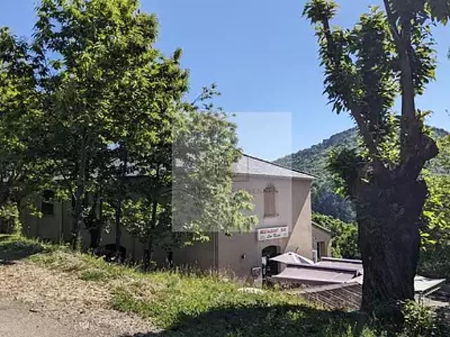 Le Collet de Dèze 48160 Achat / Vente maison 20 pièces t20 au dernier étage