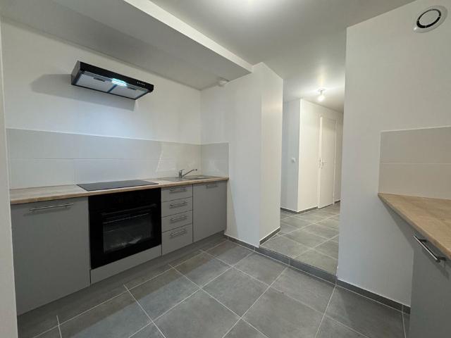 LE COLOC Location Appartement tours: 43.01 m2