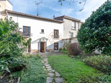 Le coup de coeur de l'agence, charmante maison dans un écrin de