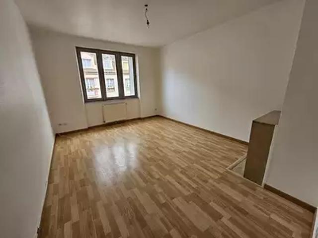 Le Creusot 71200 Location appartement 3 pièces t3 cave