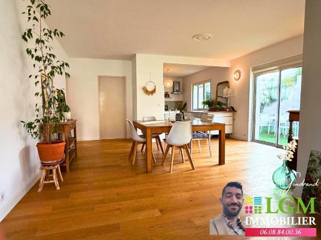 Le Crès Maison rénovée de 160 m² avec piscine, jardin et p. 160m² Le Crès